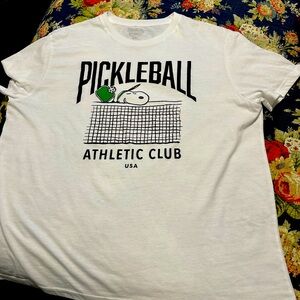 Brand new shirt without tags. Smoke free home